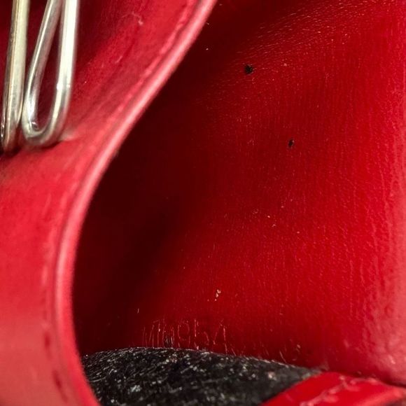 Vintage Louis Vuitton Red Epi Leather 6 Key Holder - Picture 10 of 10